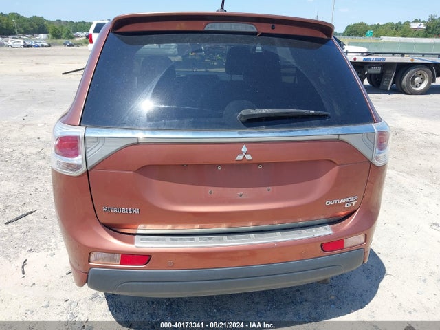 JA4JZ4AX8EZ016196 Mitsubishi OUTLANDER GT