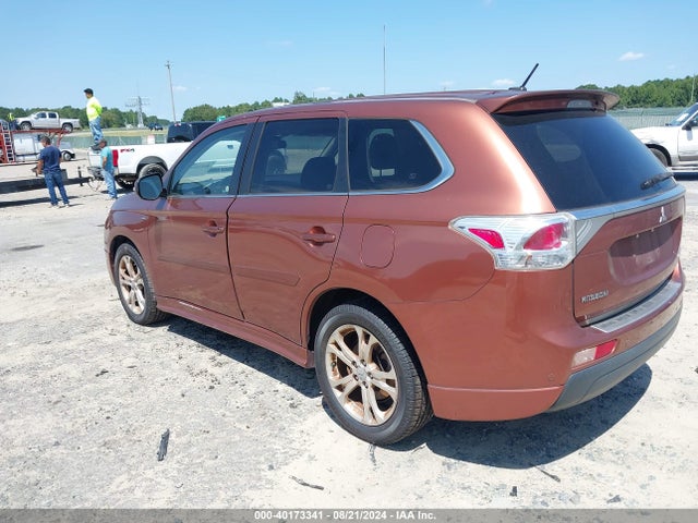 JA4JZ4AX8EZ016196 Mitsubishi OUTLANDER GT