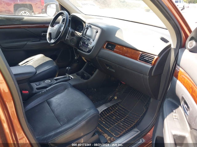 JA4JZ4AX8EZ016196 Mitsubishi OUTLANDER GT
