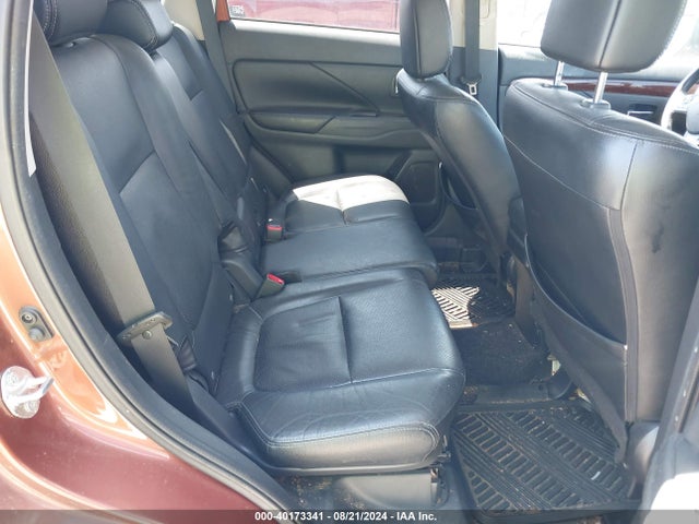 JA4JZ4AX8EZ016196 Mitsubishi OUTLANDER GT