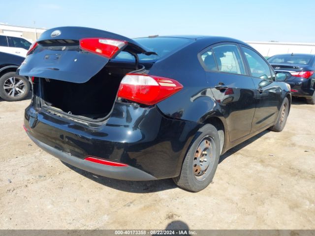 KNAFK4A63E5065558 KIA FORTE LX