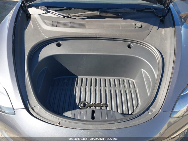 2023 TESLA MODEL 3 5YJ3E1EA9PF638135 Photo 9