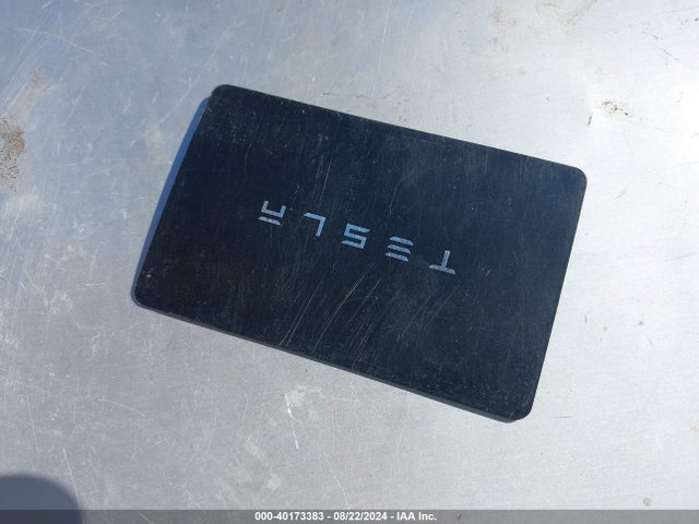 2023 TESLA MODEL 3 5YJ3E1EA9PF638135 Photo 10