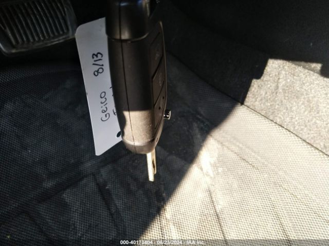 KMHRC8A37NU161513 Hyundai Venue Sel