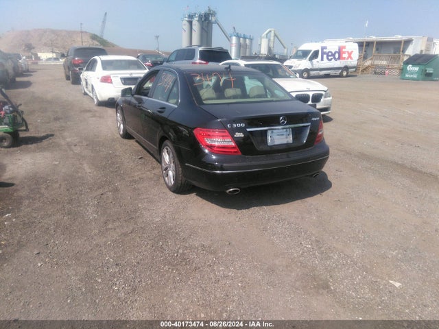 WDDGF8AB8EA920364 Mercedes-Benz C 300 Luxury 4matic/sport 4matic