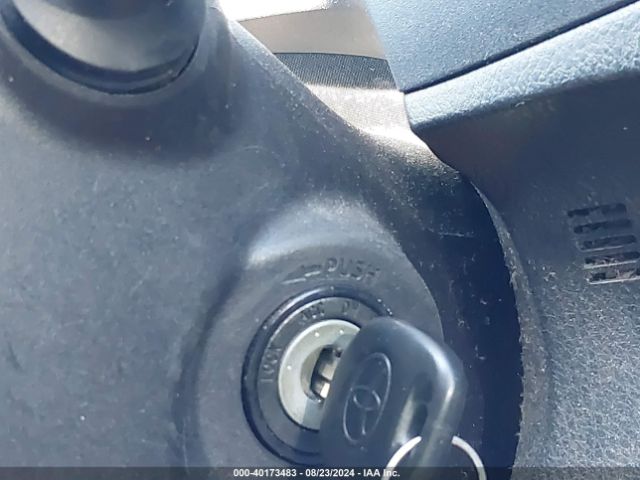5YFBURHE5FP305963 Toyota COROLLA L