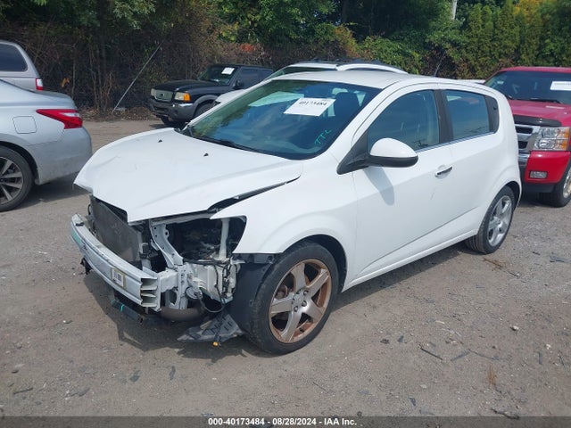 Chevrolet Sonic Ltz Auto 2014 1G1JE6SB2E4219414 Image 2