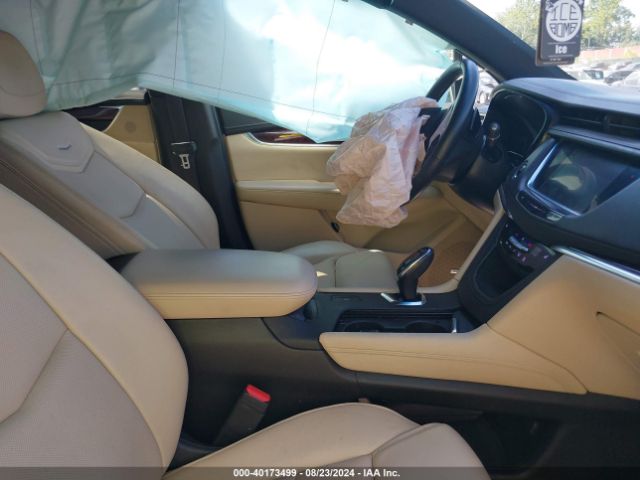 1GYKNBRS8HZ186009 Cadillac XT5 LUXURY