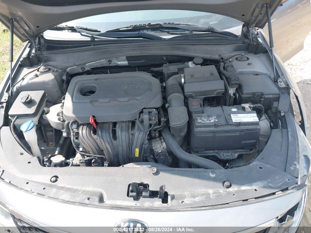 KIA Optima Lx 2017 5XXGT4L34HG123961 Image 10