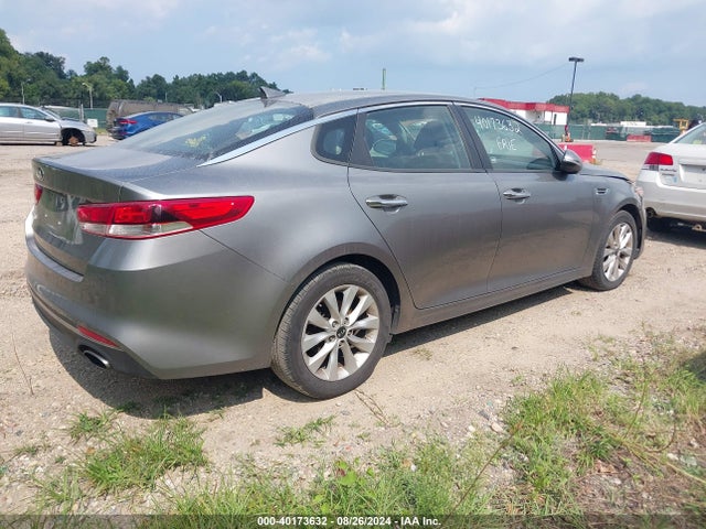 KIA Optima Lx 2017 5XXGT4L34HG123961 Image 4