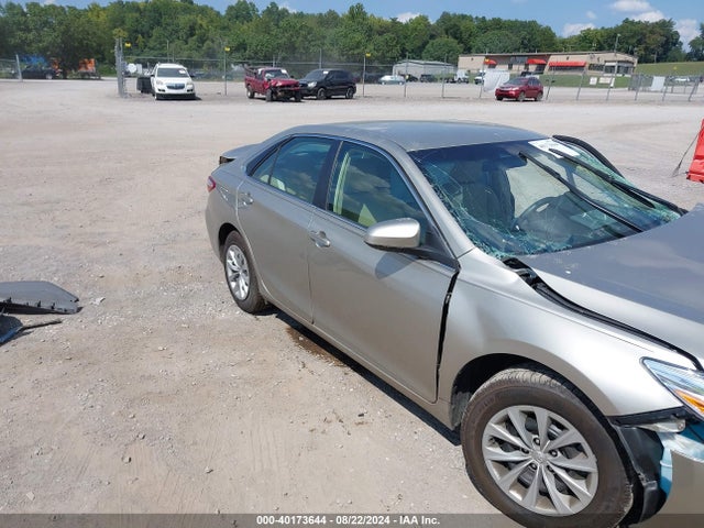 2016 4T4BF1FK5GR575110 main image