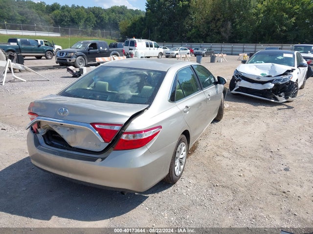 Toyota CAMRY LE 2016 4T4BF1FK5GR575110 Image 4