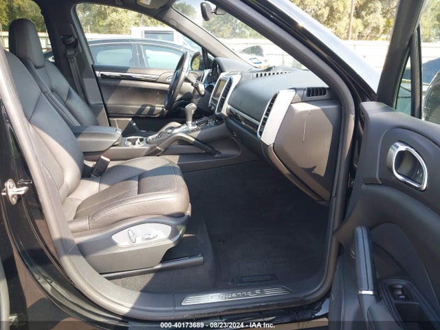2013 PORSCHE CAYENNE WP1AB2A22DLA84092 Photo 4