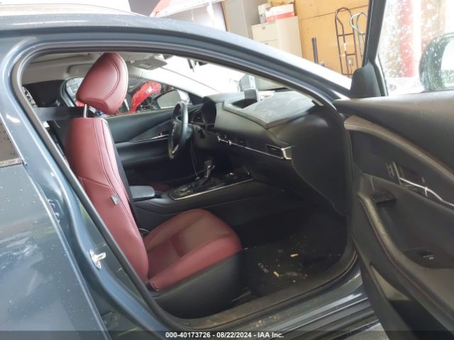 3MVDMBCMXRM652102 Mazda Cx-30 2.5 S Carbon Edition
