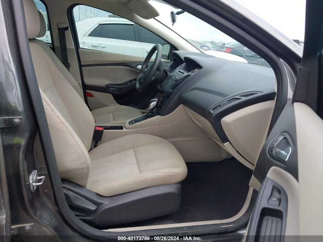 Ford FOCUS SE 2015 1FADP3F27FL363383 Image 5