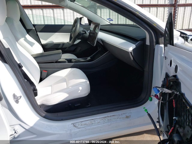 Tesla MODEL 3 2019 5YJ3E1EAXKF486147 Image 5