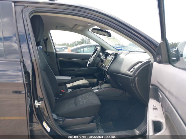 2022 MITSUBISHI OUTLANDER SPORT JA4APUAU2NU014548 Photo 4