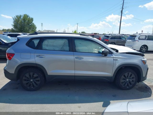 3VVAX7B26NM051564 Volkswagen Taos 1.5t S