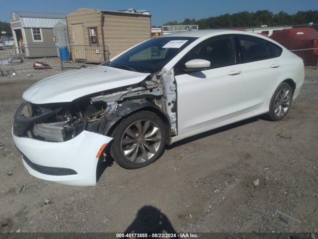 1C3CCCBB1FN746560 Chrysler 200 S