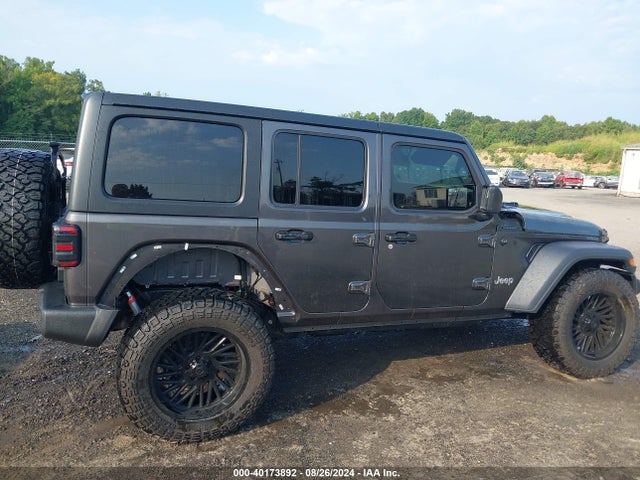 1C4HJXDN8LW138157 Jeep Wrangler Unlimited Sport S 4x4