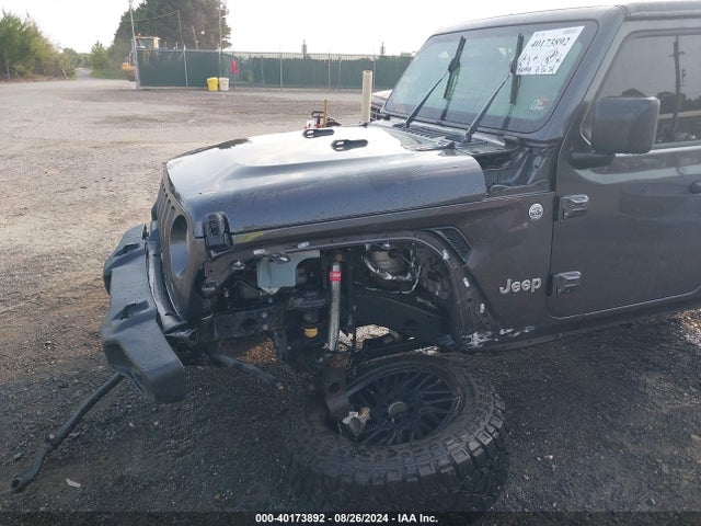 1C4HJXDN8LW138157 Jeep Wrangler Unlimited Sport S 4x4