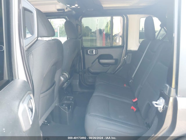 1C4HJXDN8LW138157 Jeep Wrangler Unlimited Sport S 4x4