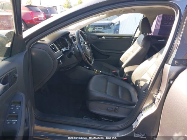 3VWL17AJ5HM381585 Volkswagen Jetta 1.8t Sel/1.8t Sel Premium