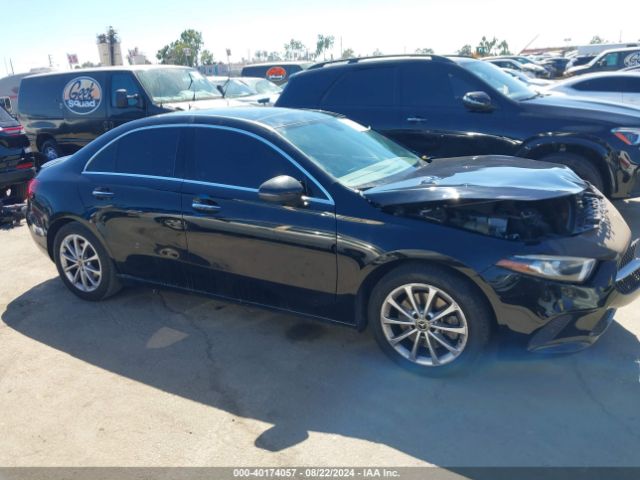 W1K3G4EB7LW045292 Mercedes-Benz A 220