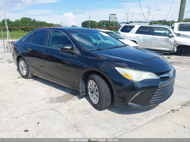 Toyota CAMRY LE 2015 4T1BF1FK8FU933437 головне зображення