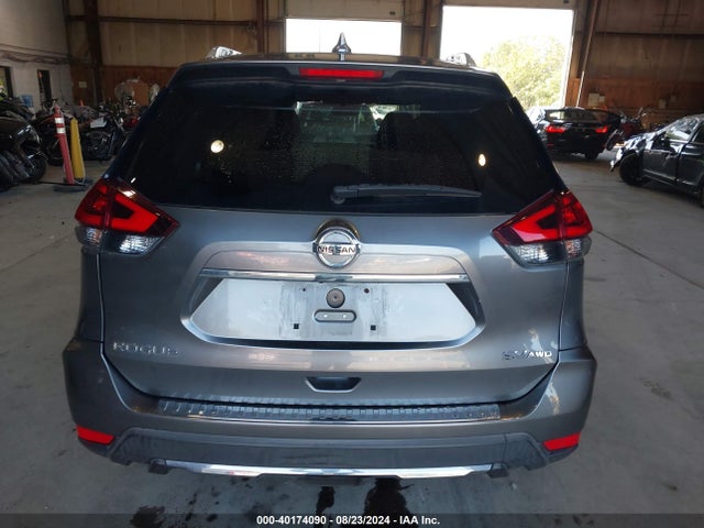 Nissan ROGUE SV 2018 KNMAT2MV8JP622738 Image 16