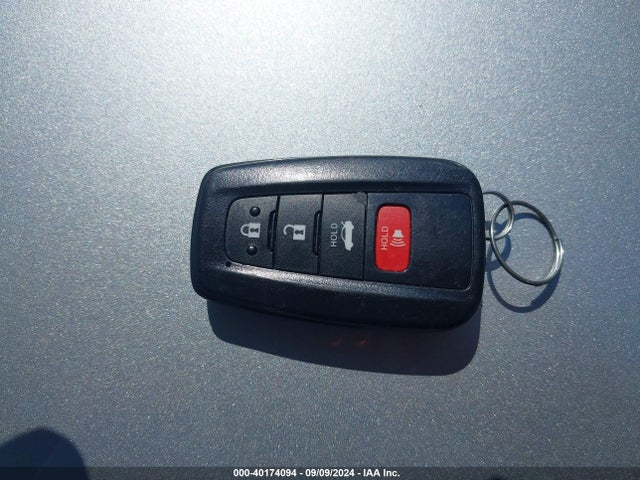 Toyota CAMRY LE 2018 4T1B11HK4JU534285 Image 11