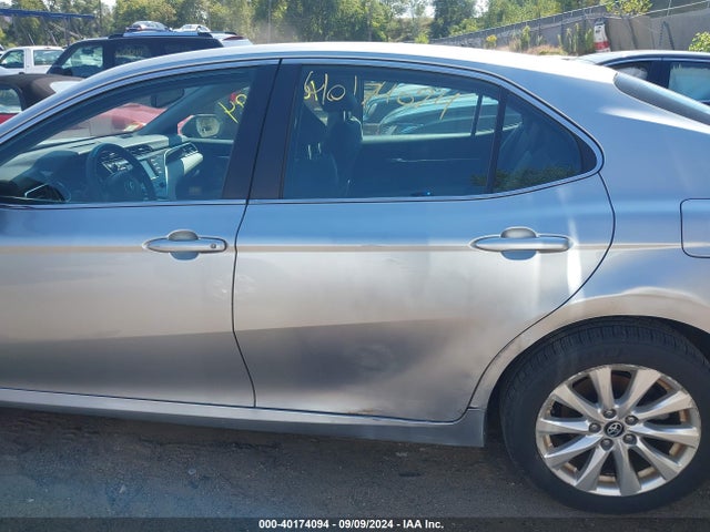 Toyota CAMRY LE 2018 4T1B11HK4JU534285 Image 14