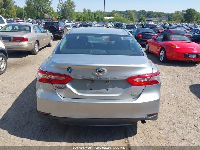 Toyota CAMRY LE 2018 4T1B11HK4JU534285 Image 16