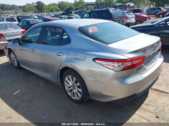 Toyota CAMRY LE 2018 4T1B11HK4JU534285 Image 3
