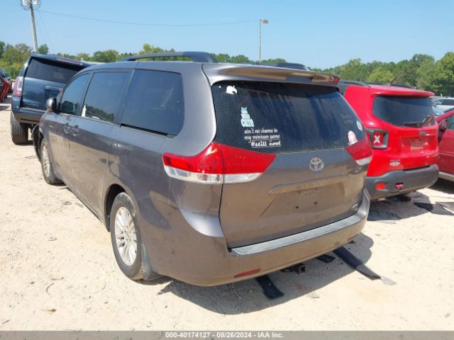 5TDYK3DC7ES432009 Toyota Sienna Xle V6 8 Passenger