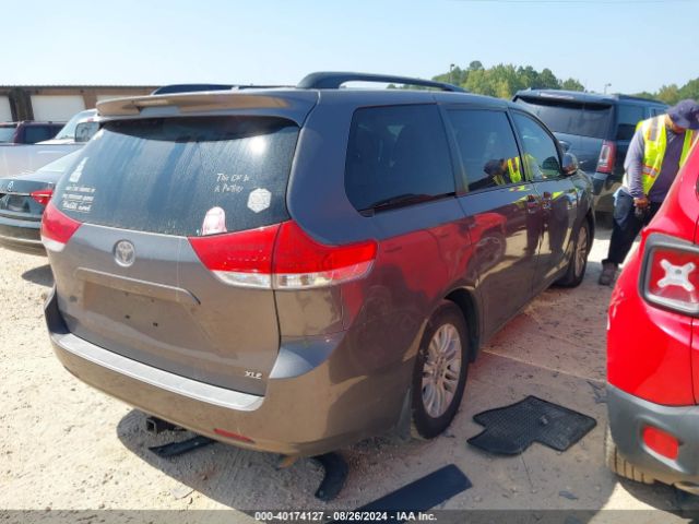 5TDYK3DC7ES432009 Toyota Sienna Xle V6 8 Passenger
