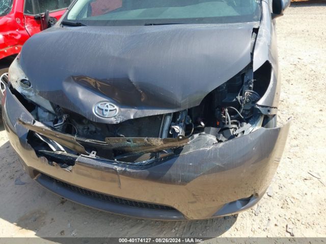 5TDYK3DC7ES432009 Toyota Sienna Xle V6 8 Passenger