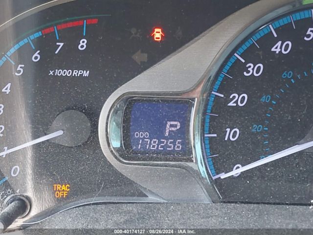 5TDYK3DC7ES432009 Toyota Sienna Xle V6 8 Passenger