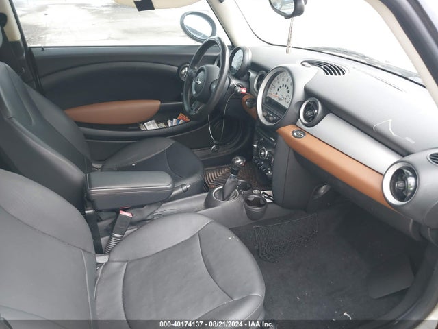 2011 MINI COOPER WMWSU3C52BT091891 Photo 4
