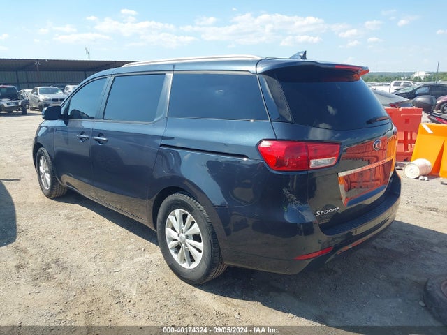 KIA SEDONA LX 2016 KNDMB5C14G6089768 Image 3