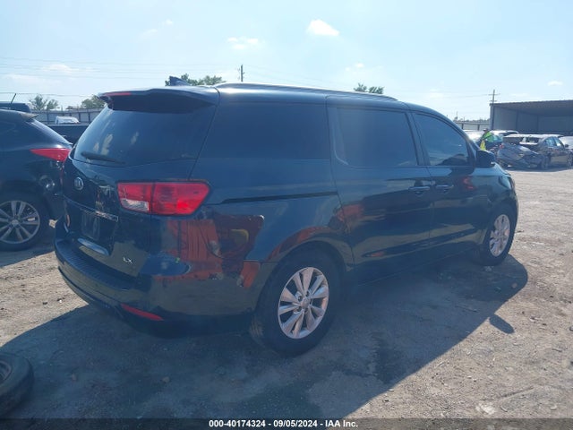 KIA SEDONA LX 2016 KNDMB5C14G6089768 Image 4