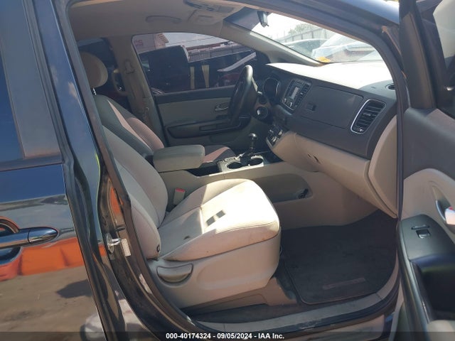 KIA SEDONA LX 2016 KNDMB5C14G6089768 Image 5
