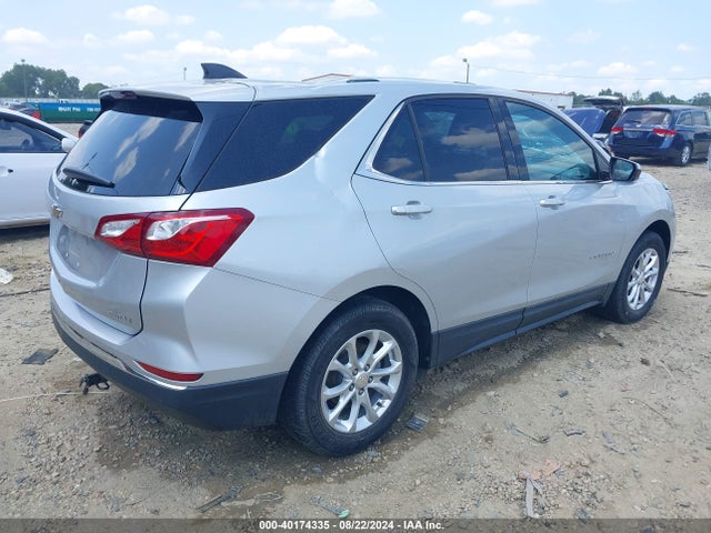 Chevrolet EQUINOX LT 2019 2GNAXUEVXK6163252 Image 4