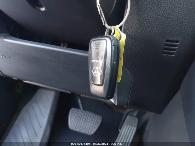 Toyota Rav4 Xle 2022 2T3W1RFVXNW202247 Image 11