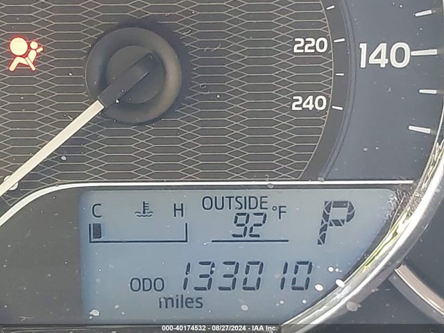 Toyota COROLLA LE 2016 5YFBURHE3GP537849 Image 16