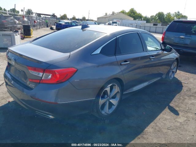 1HGCV2F99JA019000 Honda Accord Touring 2.0t