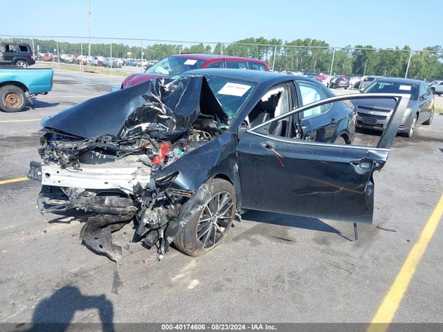 Toyota CAMRY SE 2021 4T1G11AK4MU477381 Image 2