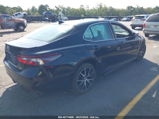 Toyota CAMRY SE 2021 4T1G11AK4MU477381 Image 4