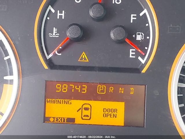 5N1BA0ND7EN600196 Nissan ARMADA SV