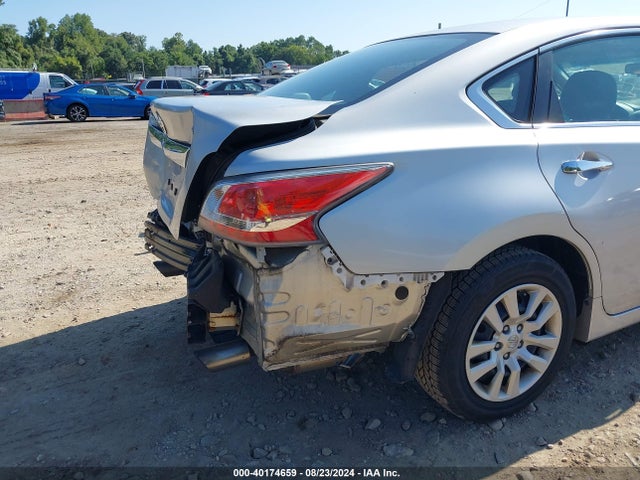 Nissan Altima 2.5 S 2015 1N4AL3AP2FN305932 Image 13